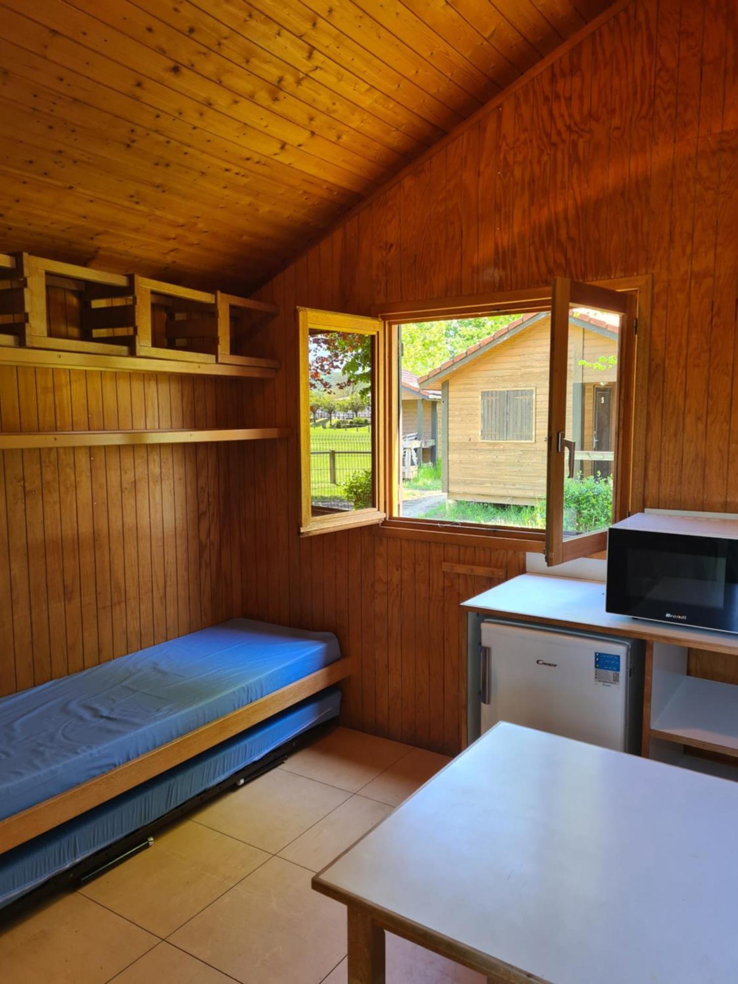 Les Chalets Guinguette Capdenac-Gare ภายนอก รูปภาพ